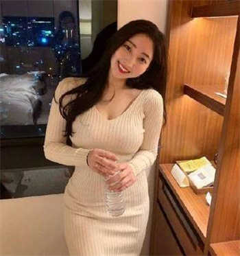 《一位中学辅导员》电影