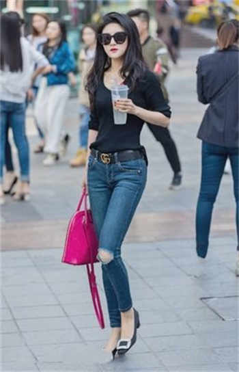 丈夫带公司下属回家木鱼木