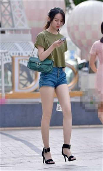 裙子里面的是野兽樱花动漫