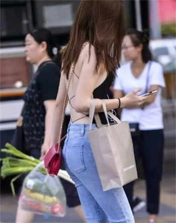 丰胸沙龙理疗在线中文版