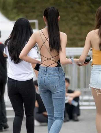 妈妈的个人的瑜伽教练
