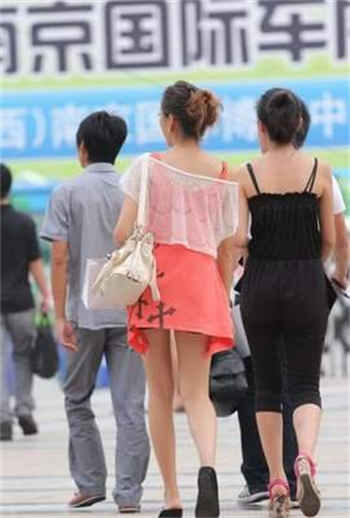 分析师秦瑶离婚