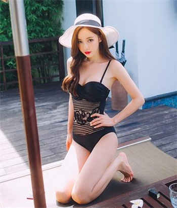 网红演绎叫外卖