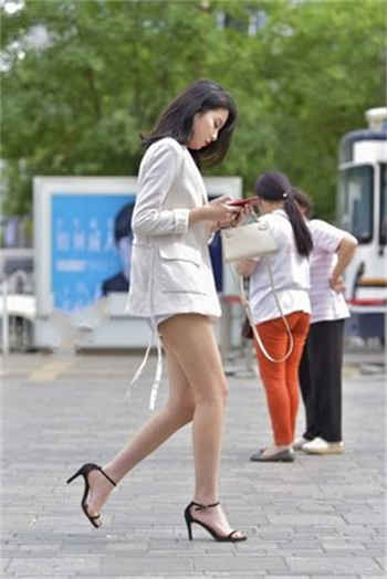 我的妈妈是县剧团的演员