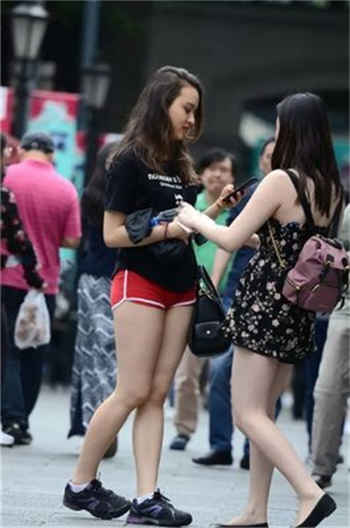 你就是个小贱人浪蹄子