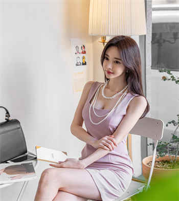 征服美妙人妇