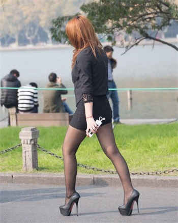 韩国女主播金荷娜视频