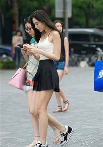小麻豆 cin