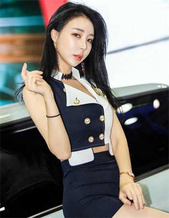 周立珊灌咖啡是什么梗