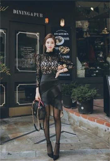 和尚庙里的求子女人