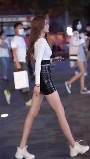 爱情公寓之天降美男