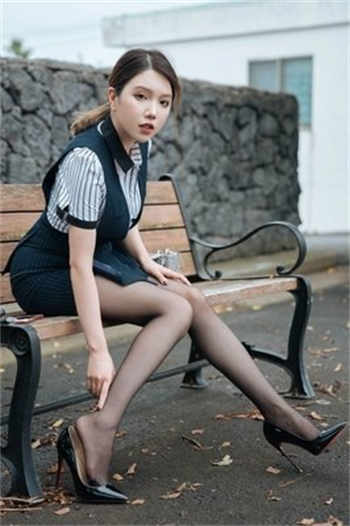 莉哥15分56秒
