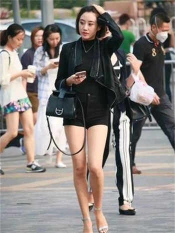 打开拉链它想你了姐夫