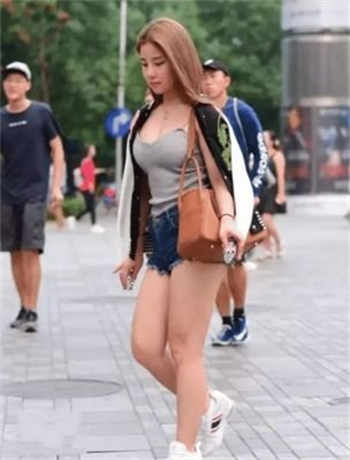 都市开局硬扛弹一闪