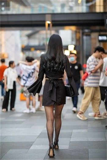 冥王在上 我在下