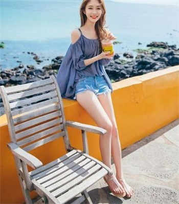 李雅在线观看