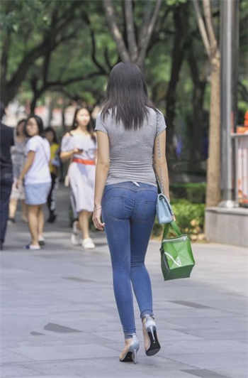 西青赤龙家园街女