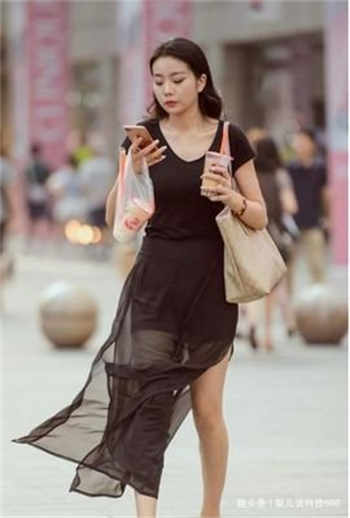 挠脚心文章上官婉儿