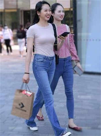 母亲把我误认为是父亲下载