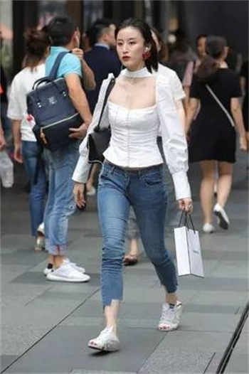 不忠诚的妻子日本蘑菇影视