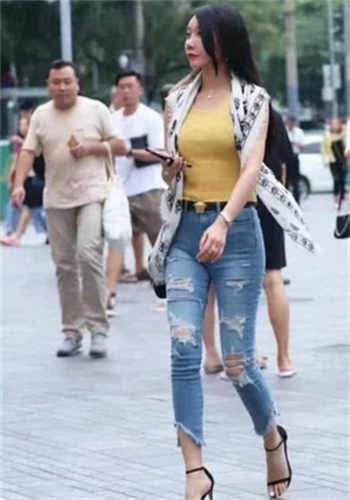 免费偷吃的已妇女木鱼