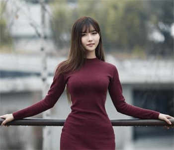 和妈妈一起谈恋爱