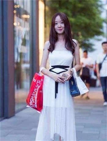 看了就湿得很污的小说