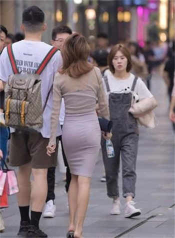 驯服姨小子女主演名字